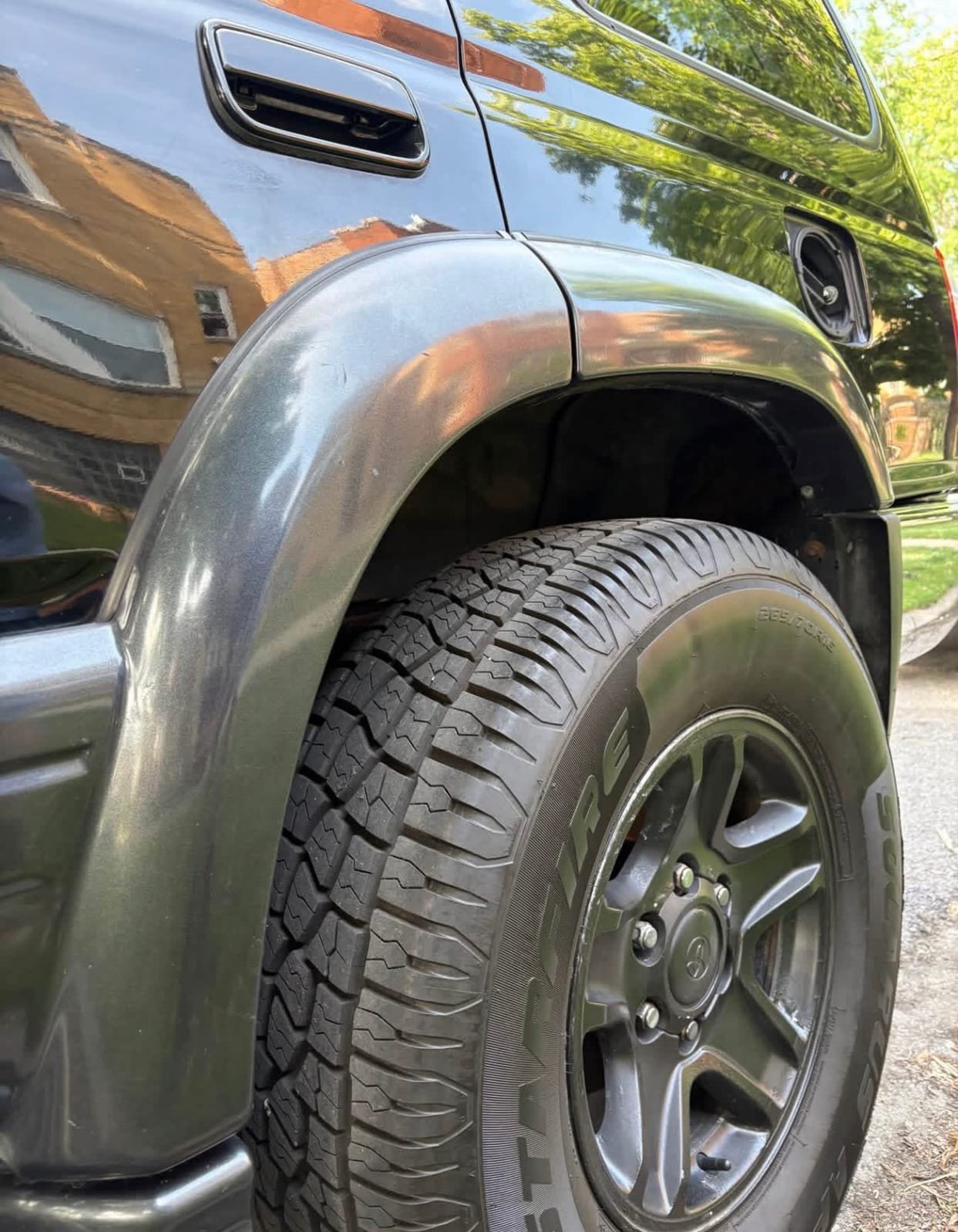 View 6 of 1997 1997 Toyota 4Runner · Limited Sport Utility 4D 1997 Toyota 4Runner · Limited Sport Utility 4D Limited Sport Utility 4D