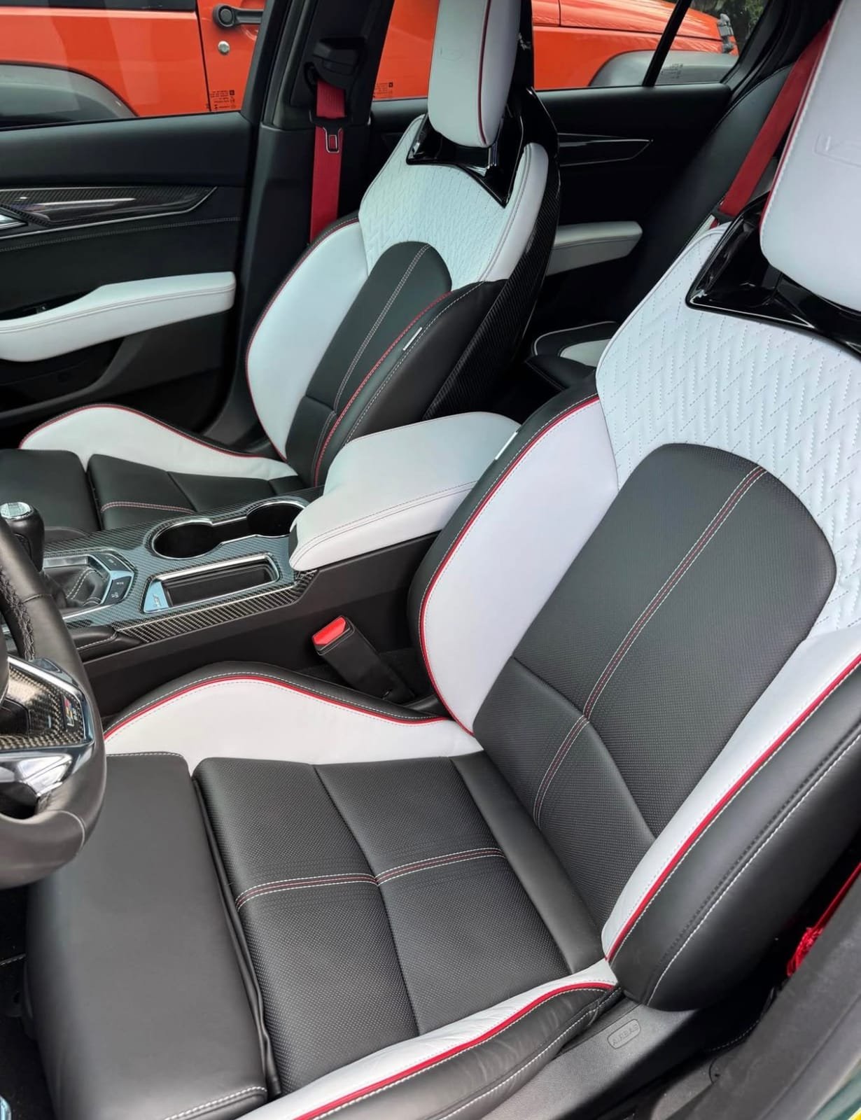 View 5 of 2026 Cadillac  CT5 V séries